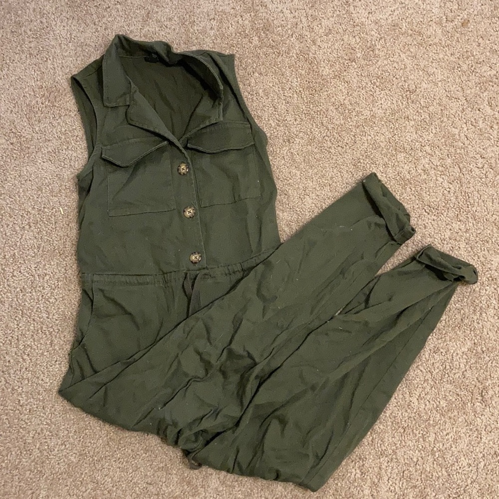 jumpsuit